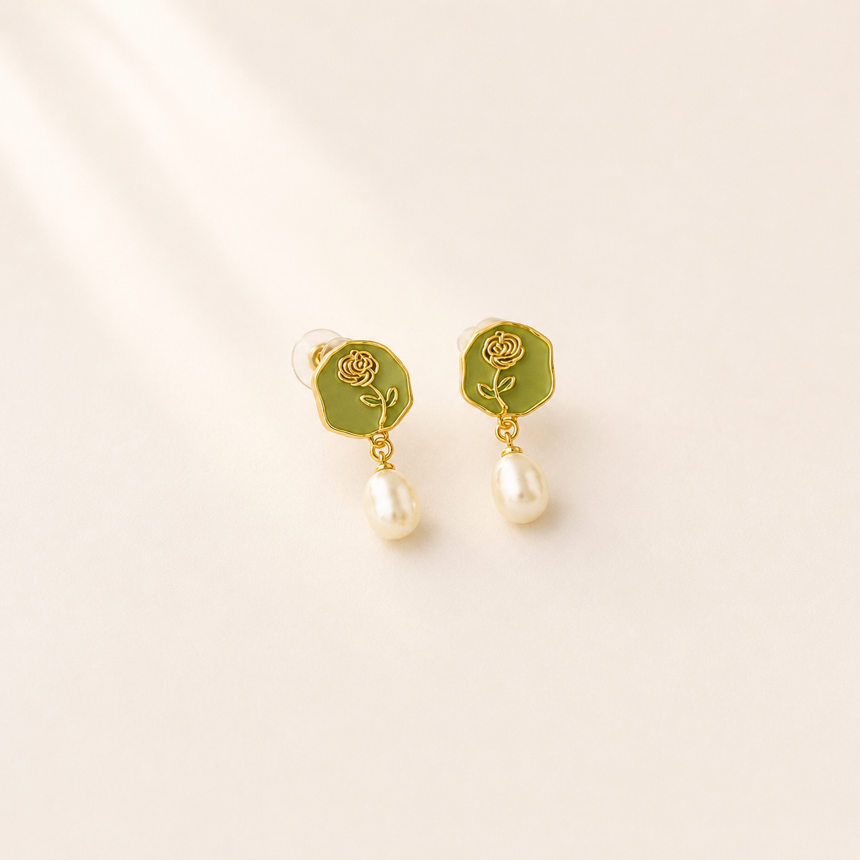 Verdant Rose Pearl Earrings