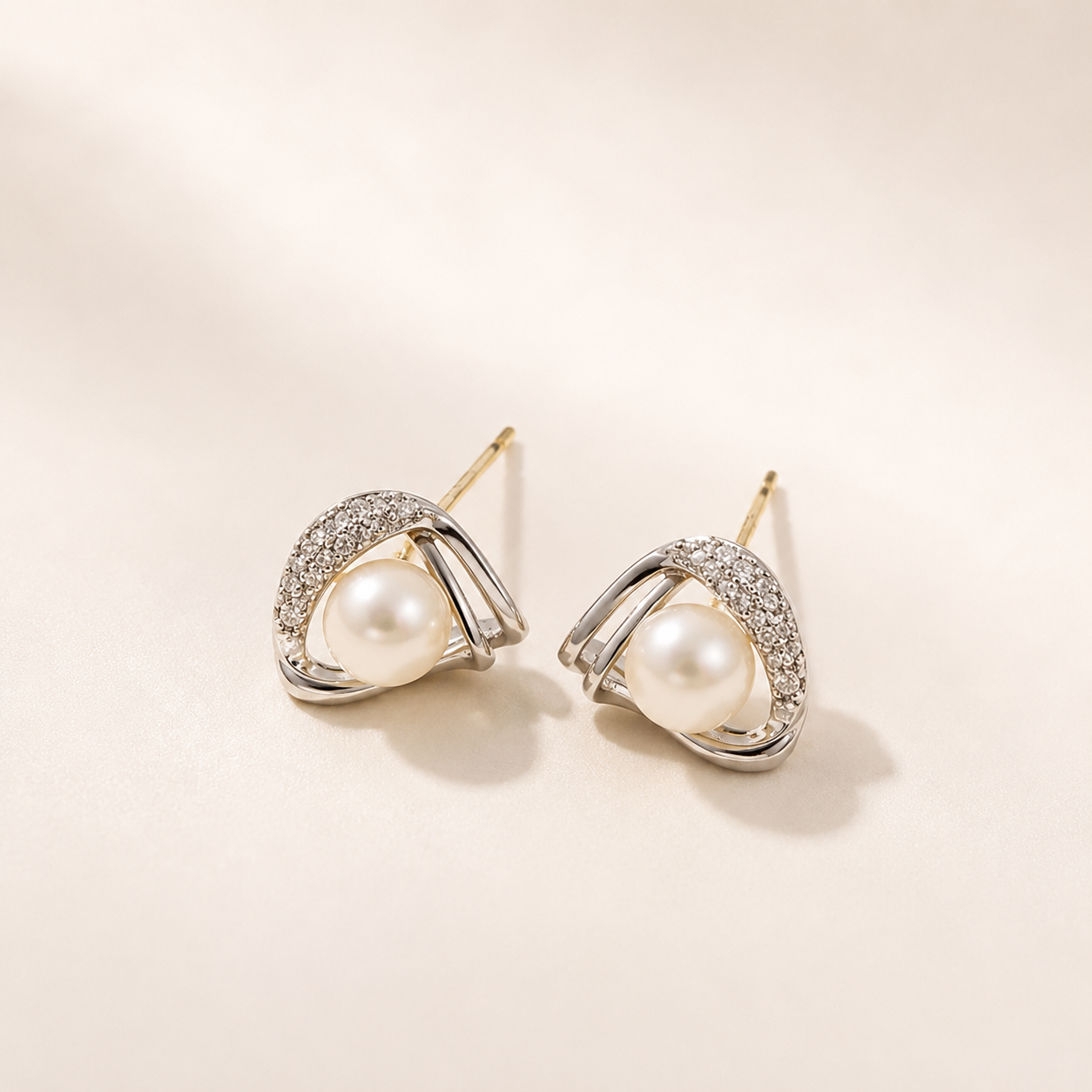 Eclat Pearl Earrings