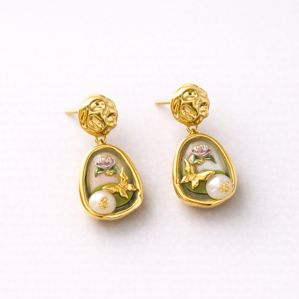 Secret Garden Pearl Earrings